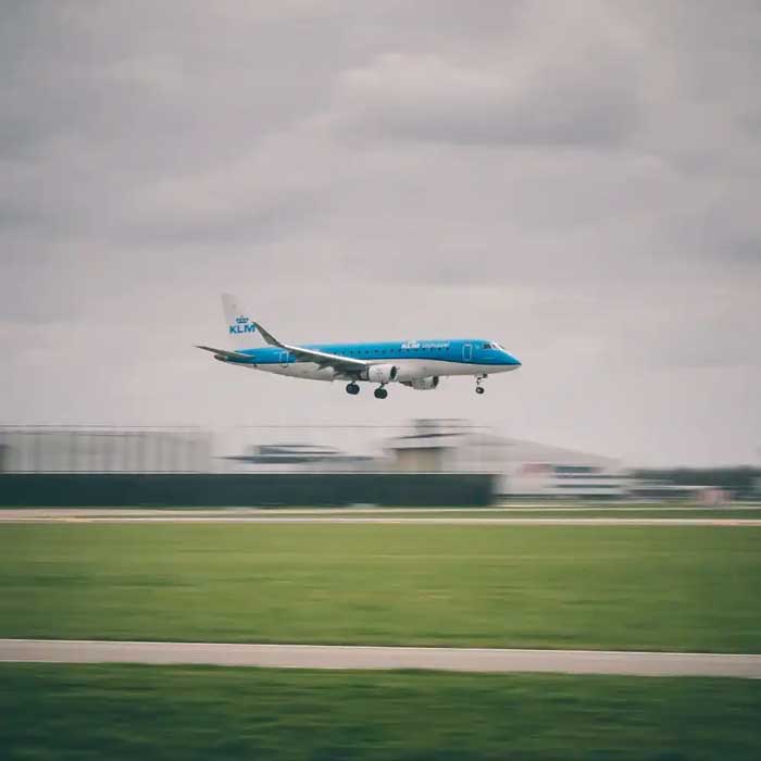 Image of an aeroplane landing for travel quiz